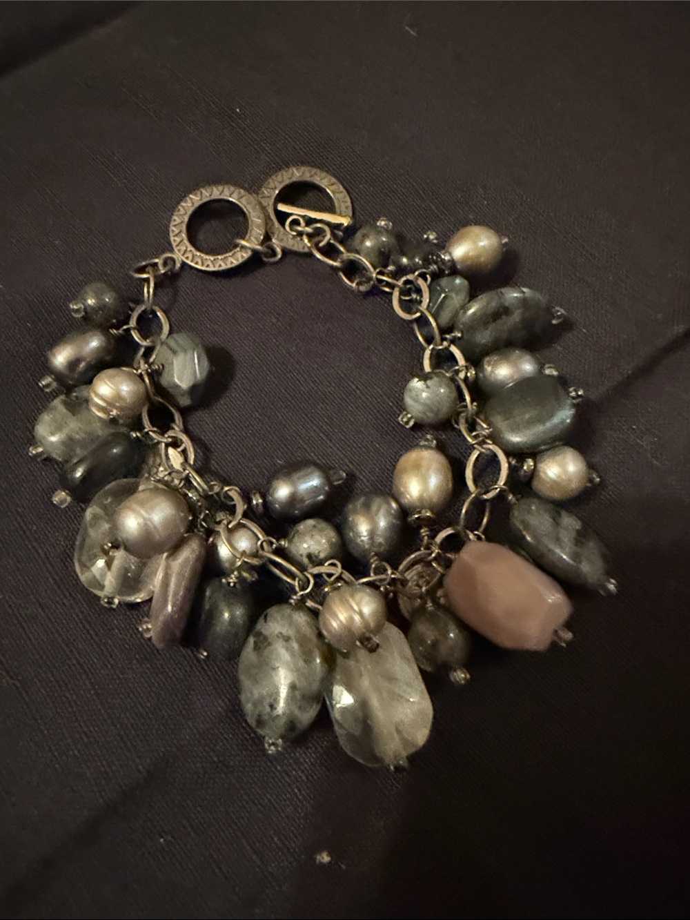 Handmade Pearl and Crystal Charm Bracelet - Black gray silver - Picture 3 of 3